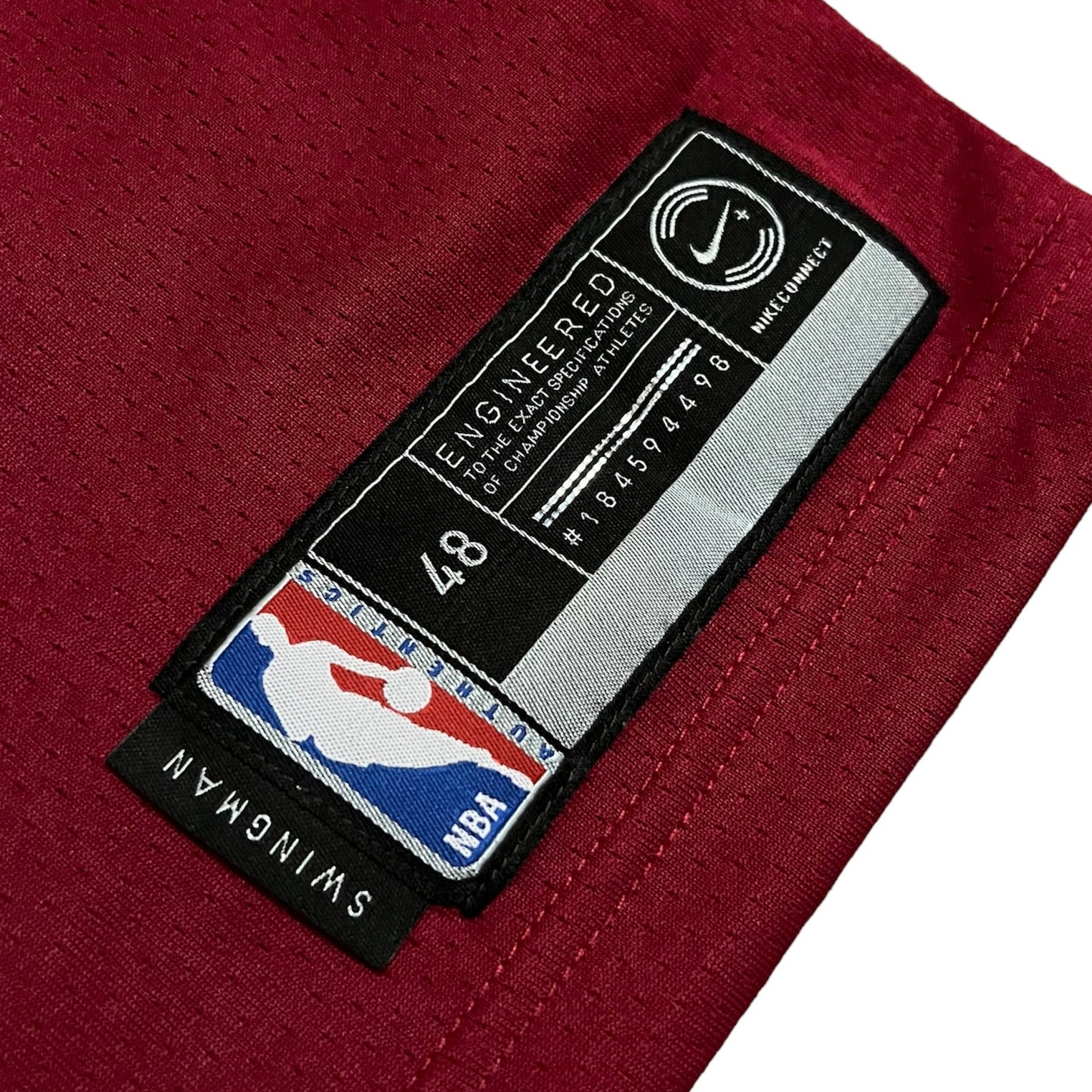LeBron James Cleveland Cavaliers Nike Swingman Icon Edition Jersey - L