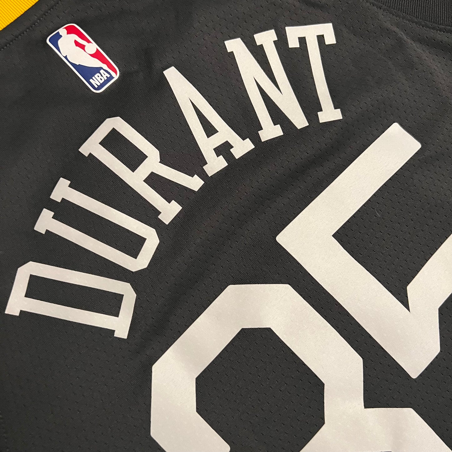 Kevin Durant Golden State Warriors The Town Statement Edition Jersey - L