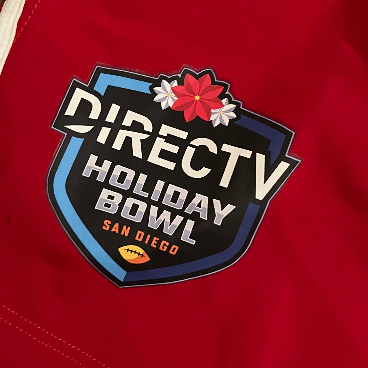 Louisville Cardinals Team Issued Holiday Bowl Shorts - L