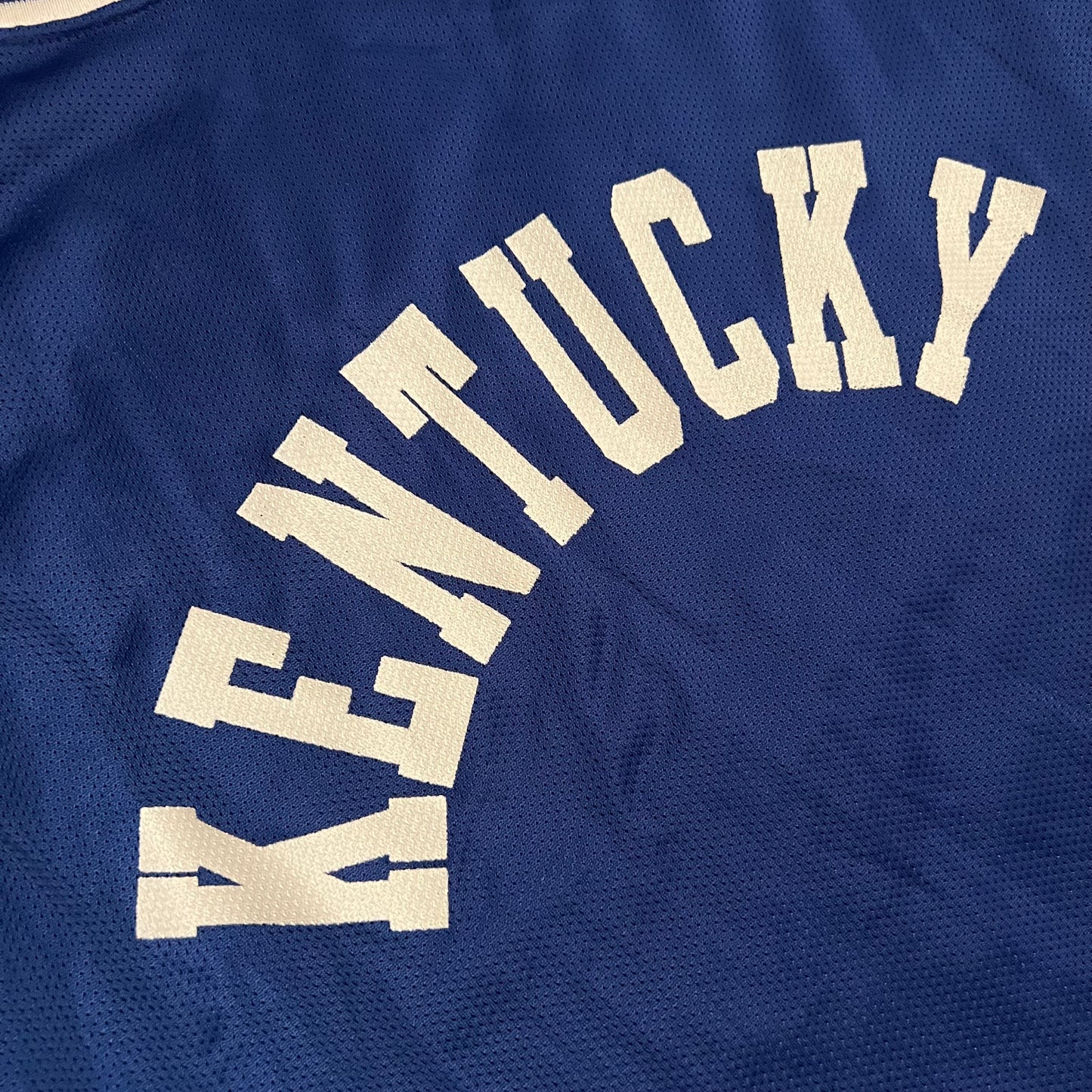 Vintage Kentucky Wildcats Basketball Champion Jersey - 44