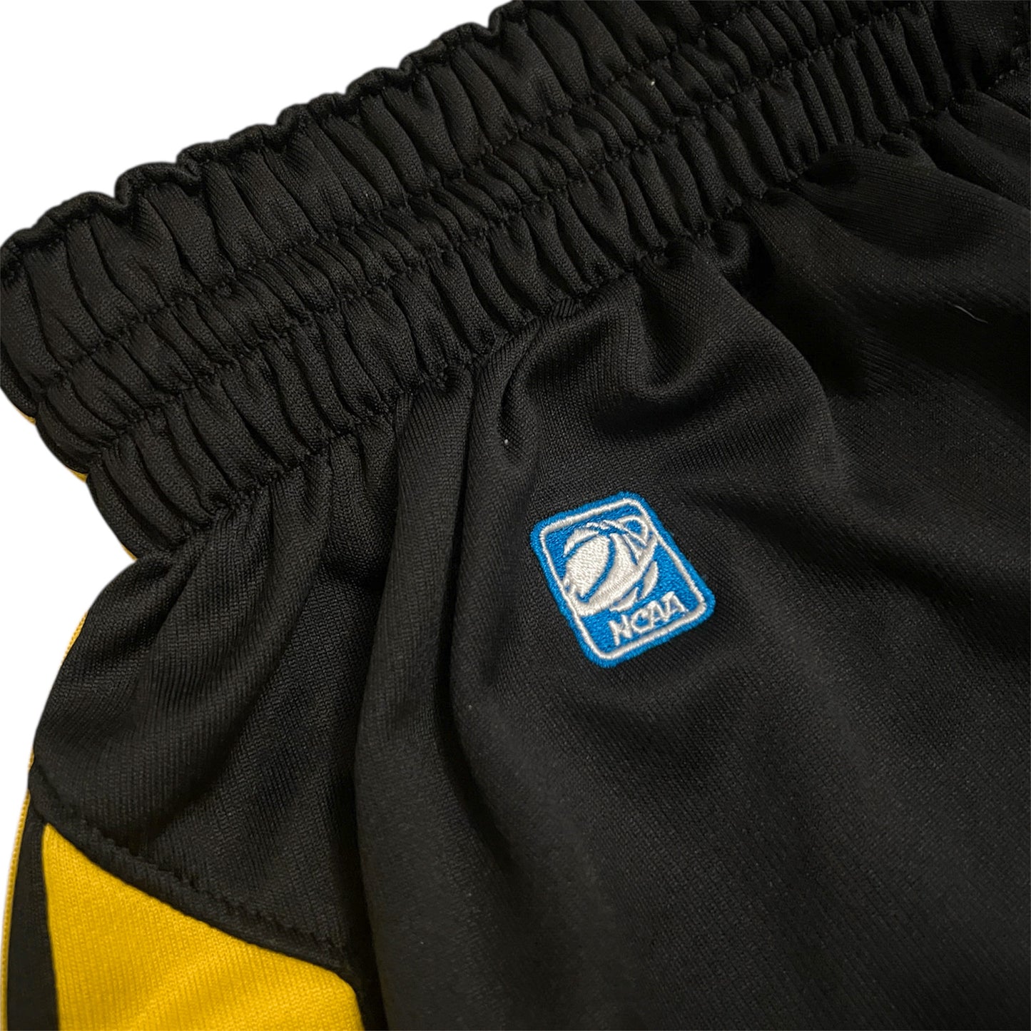 Team Issued Iowa Hawkeyes Basketball 2010/11 #3 Game Shorts - 38/S