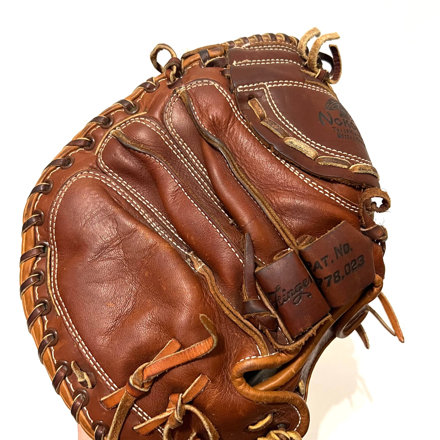 Vintage Nokona Leather Catcher’s Mitt Right Hand Baseball Glove