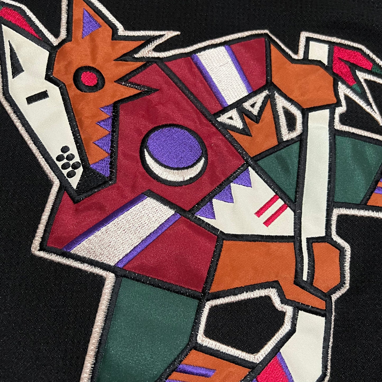 Vintage Phoenix Coyotes Kachina Starter Home Jersey - M