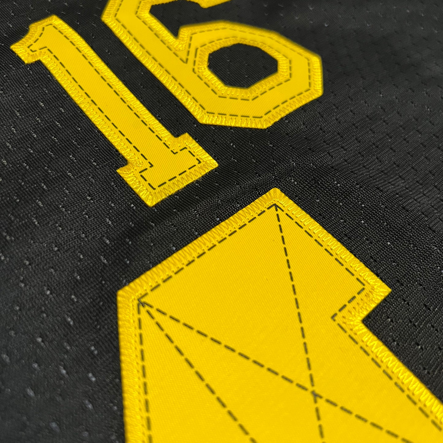 2011 Michigan Wolverines "Under the Lights" Denard Robinson Jersey - 2XL