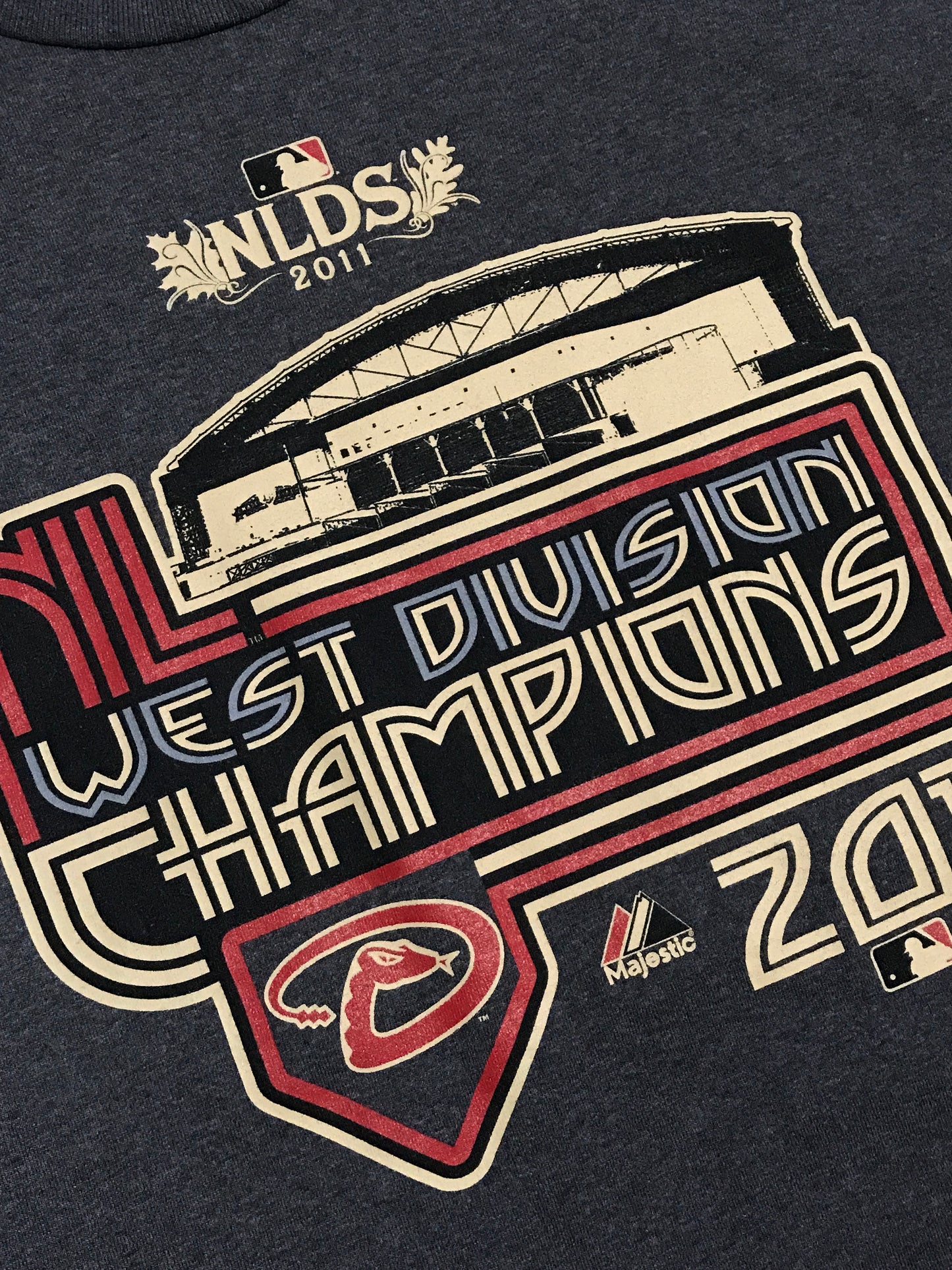 2011 Arizona Diamondbacks West Division Champs Shirt - L