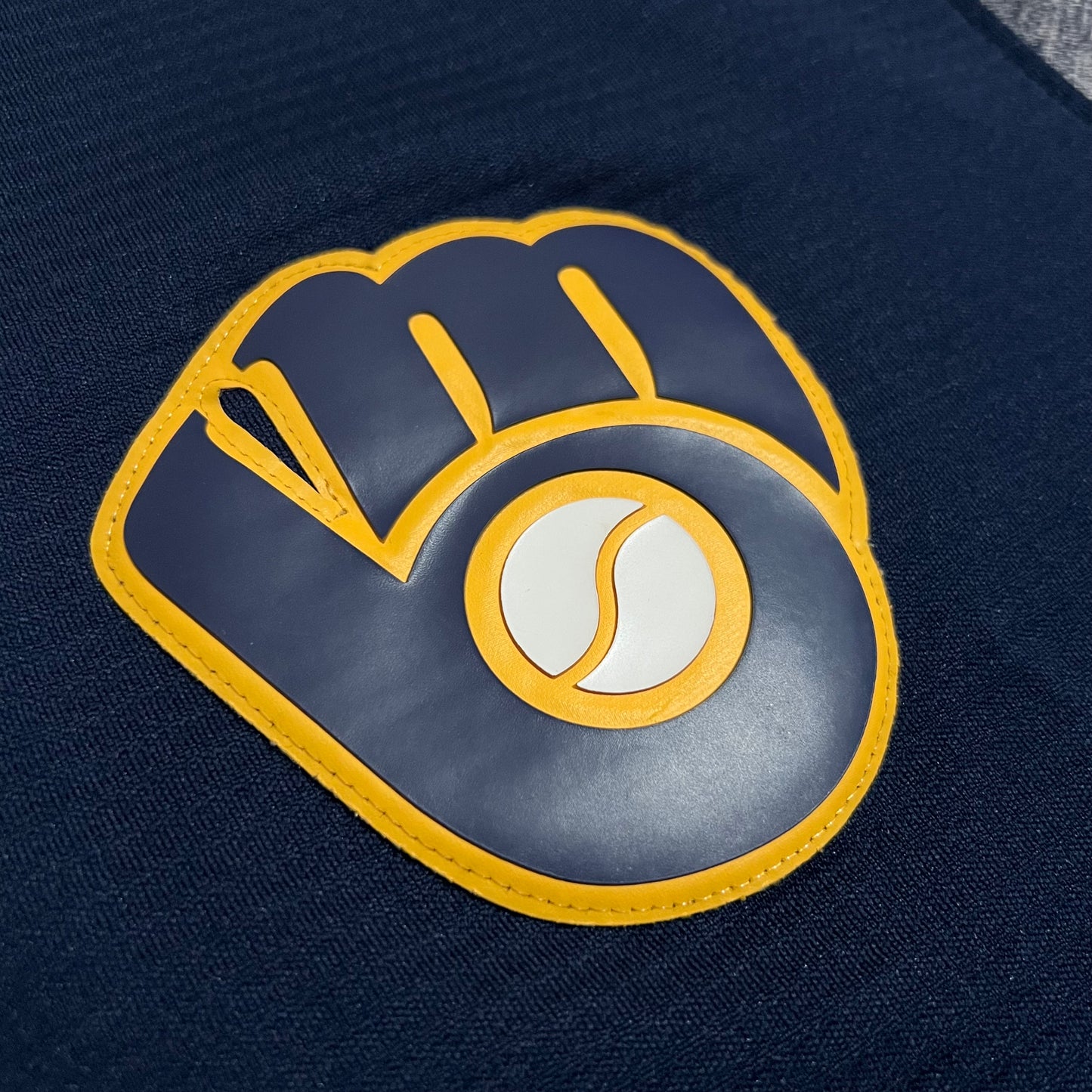 Milwaukee Brewers Team Issued ThermaBase #29 Shirt - L