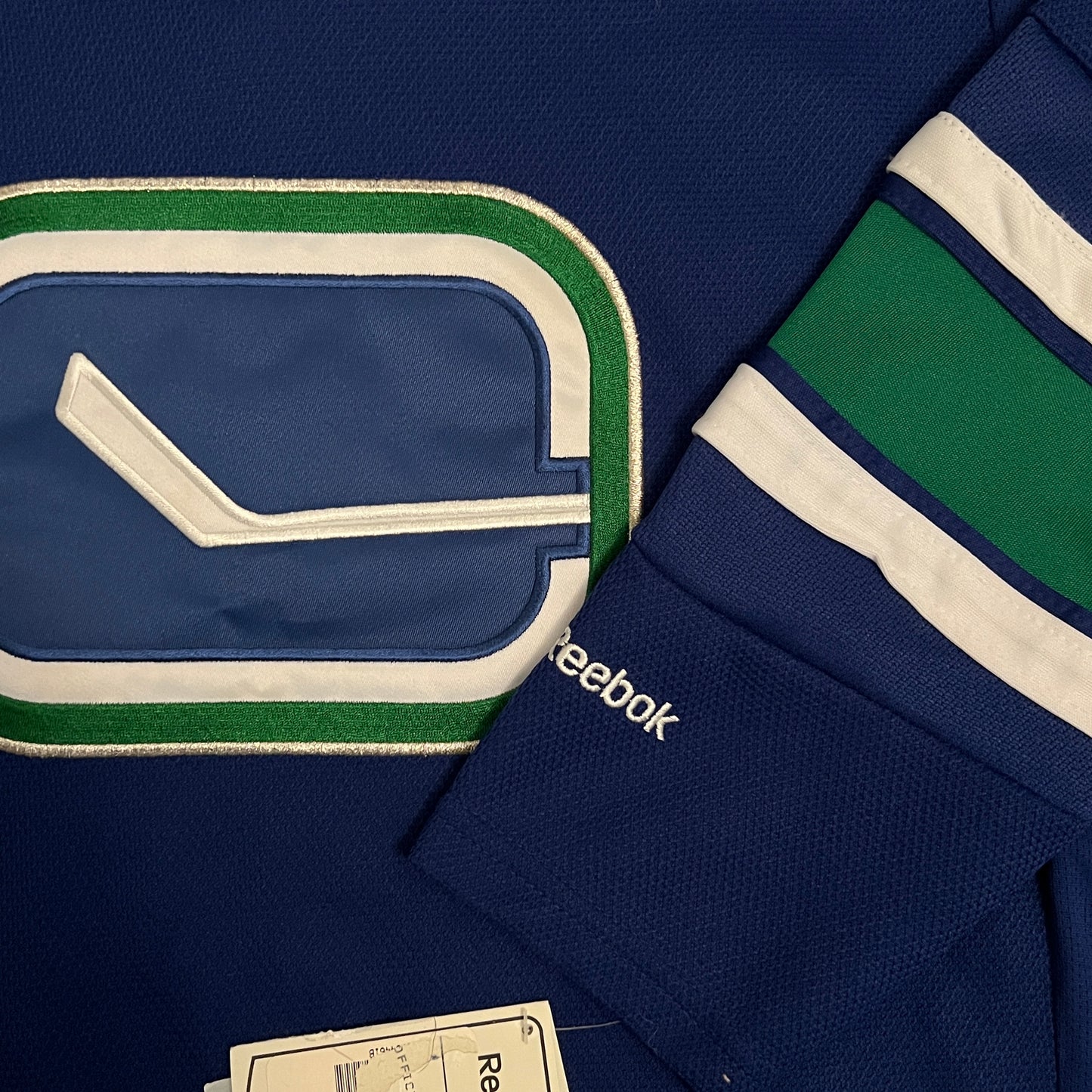 Vancouver Canucks NHL Reebok Home Jersey - YL/XL