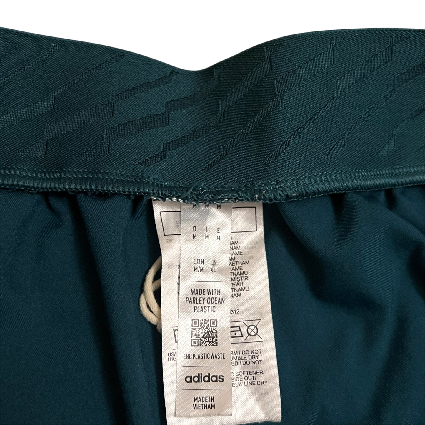 2022 L.A. Galaxy Authentic Away Shorts - M