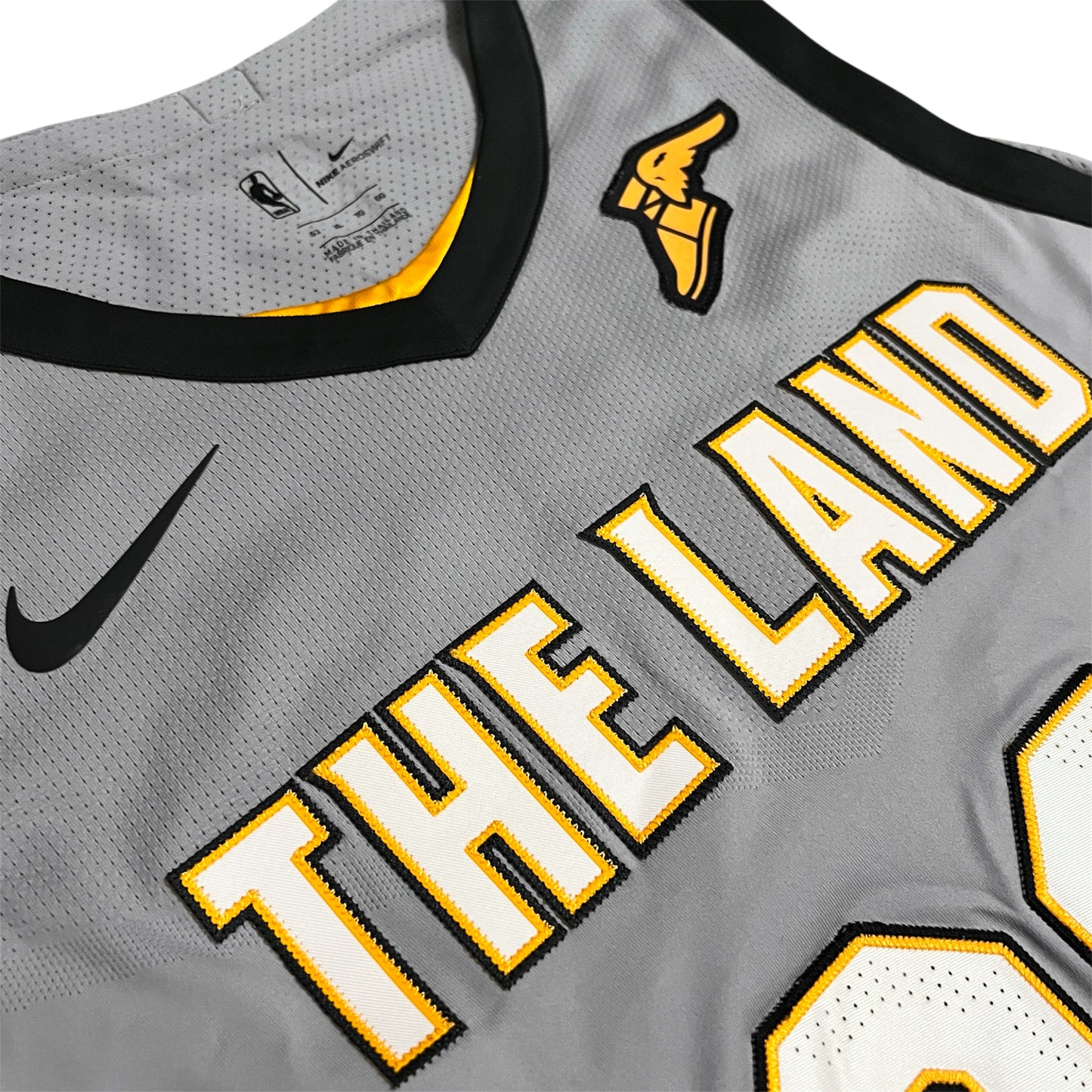 Authentic 2018/19 Cleveland Cavaliers LeBron James City Edition Jersey - 52