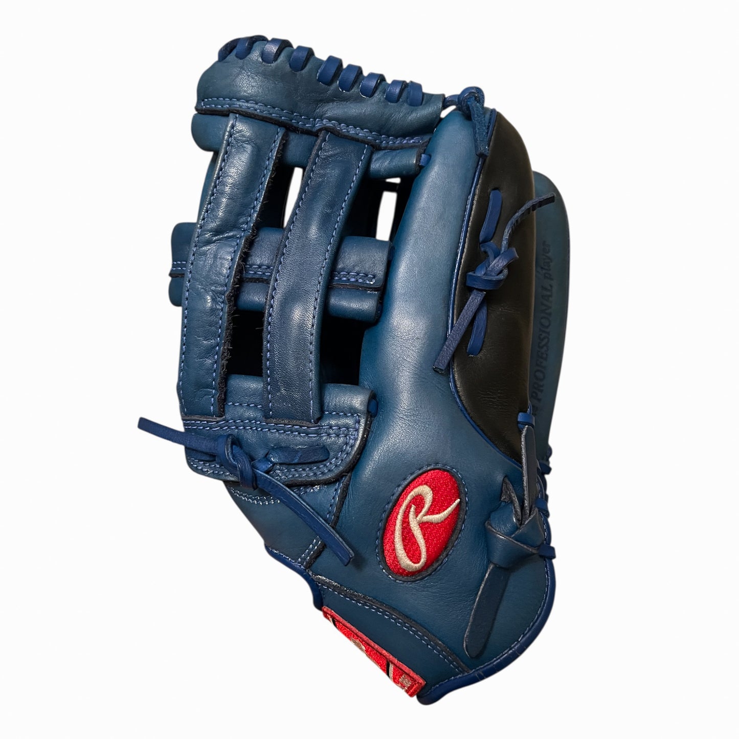 Rawlings Gold Glove Elite 12.75” RH Glove
