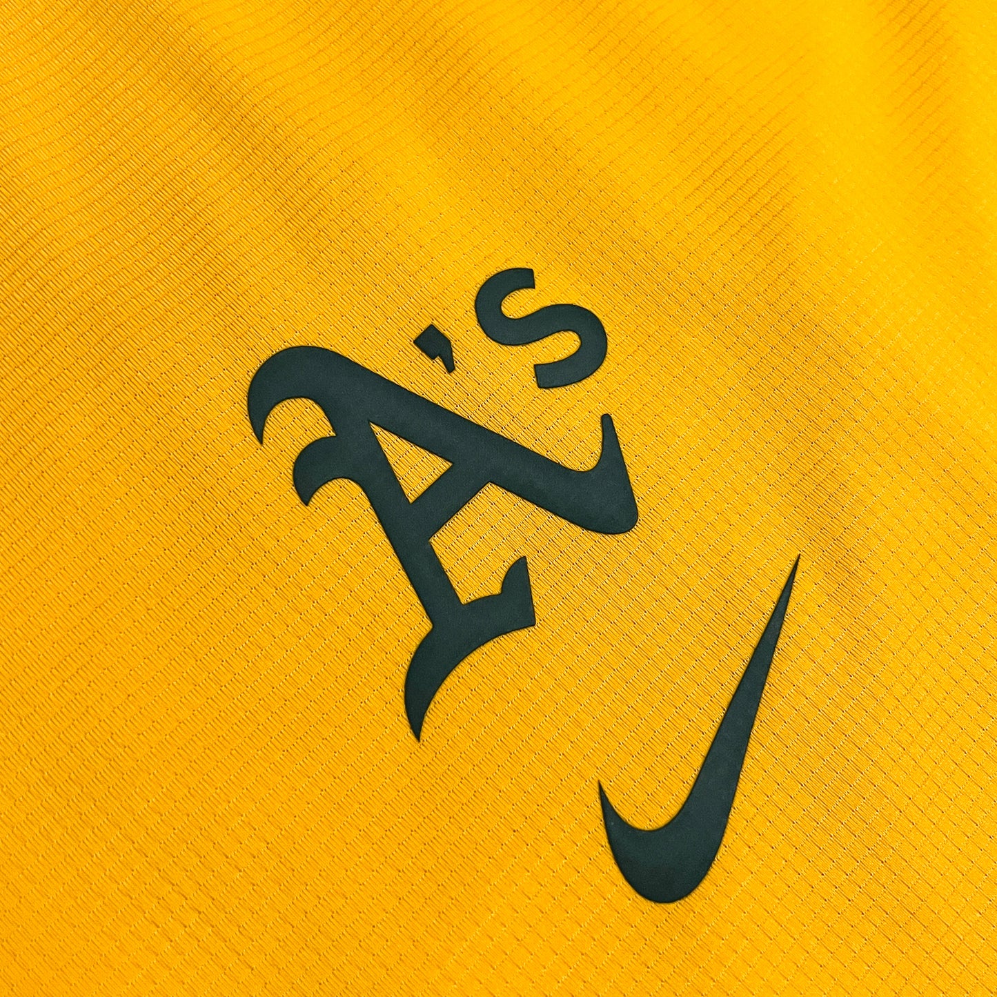Team Issued #1 Kevin Smith Oakland A’s Training Shirt - L