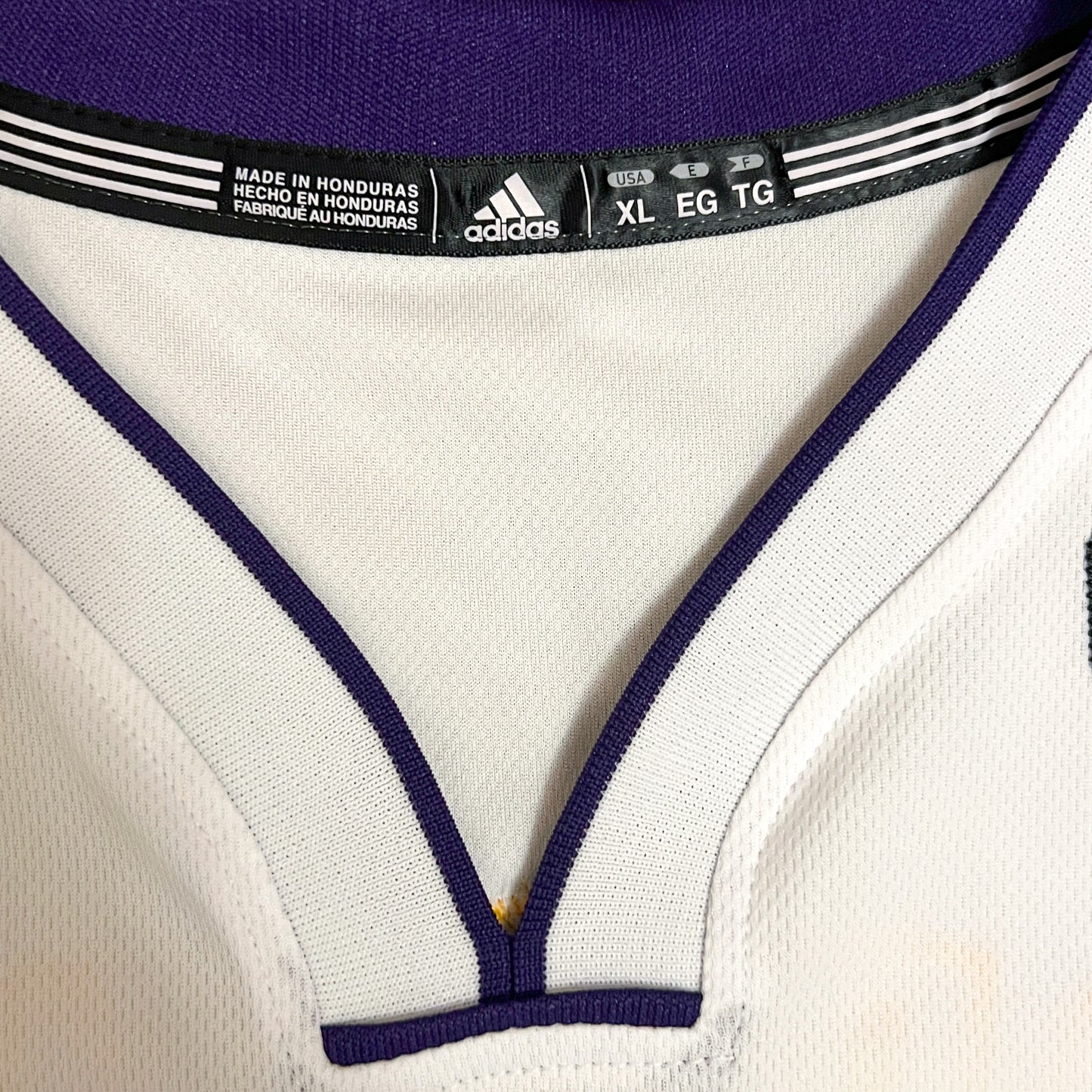 Vintage Kobe Bryant Los Angeles Lakers Noche Latina Authentic Jersey - XL