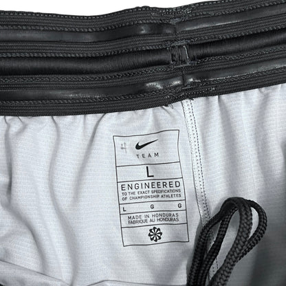 Team Issued New York Knicks 2024 Summer League #4 Shorts - L
