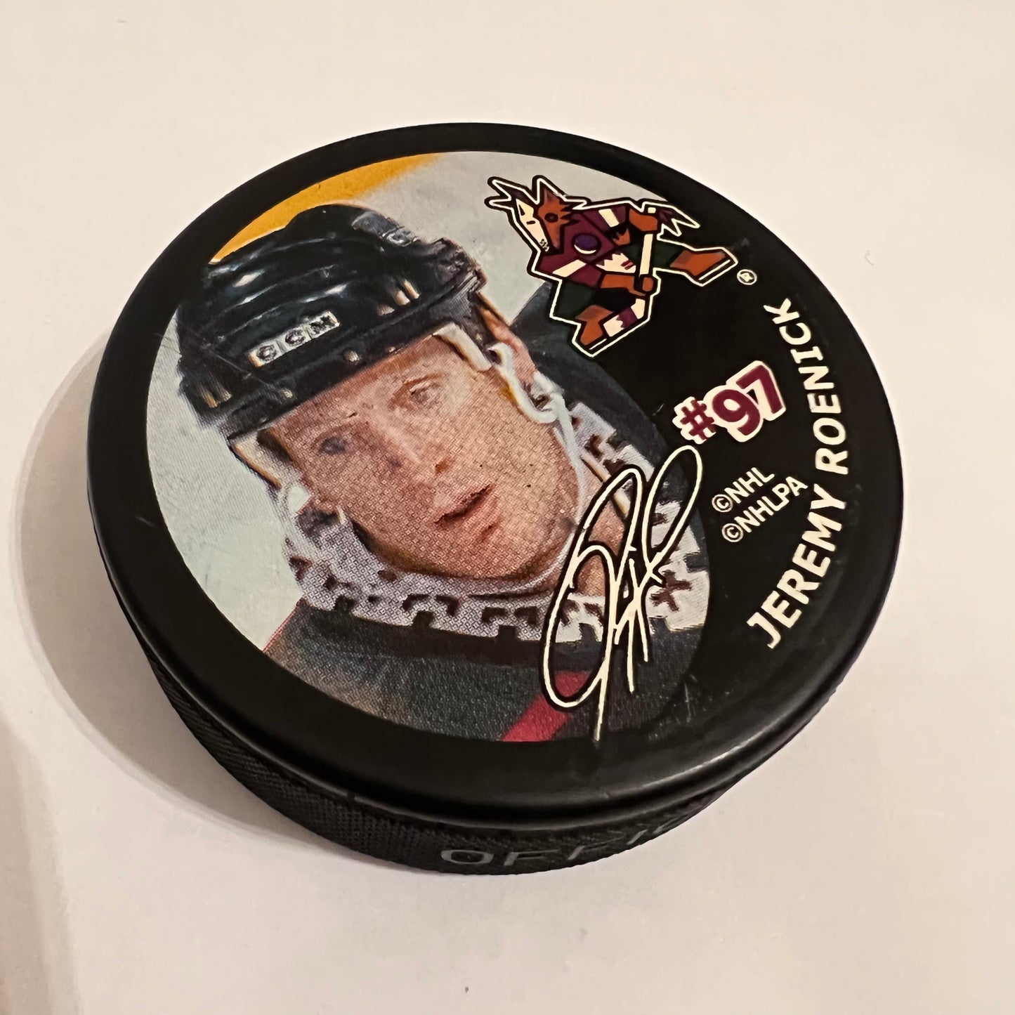 Phoenix Coyotes Jeremy Roenick Official NHL Hockey Pucks