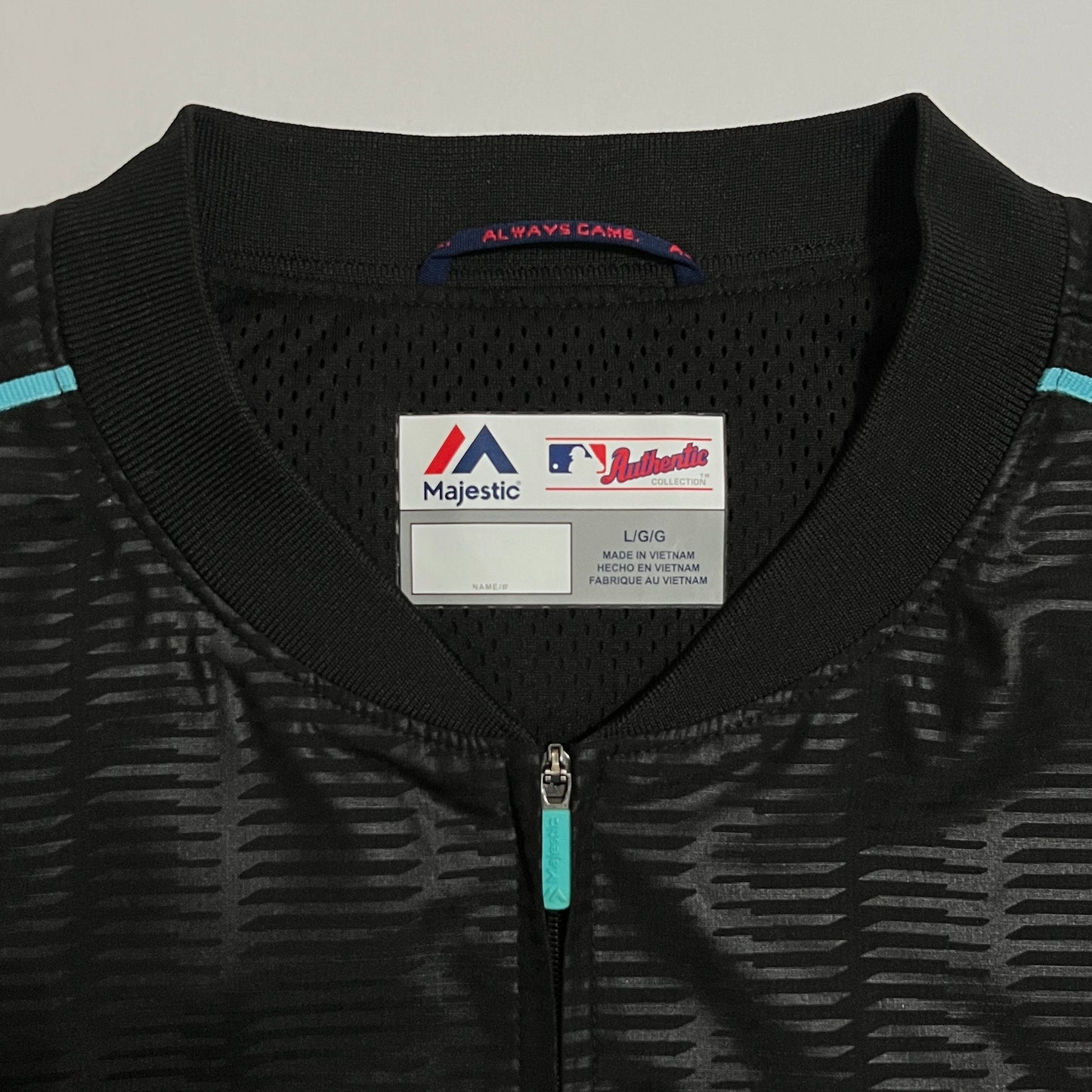 Arizona Diamondbacks On Field Pullover Jacket - L